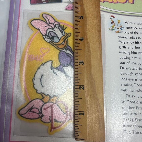 Willabee & Ward Disney Daisy Duck 1940 Collectible Patch & Fact Card - Picture 3 of 4